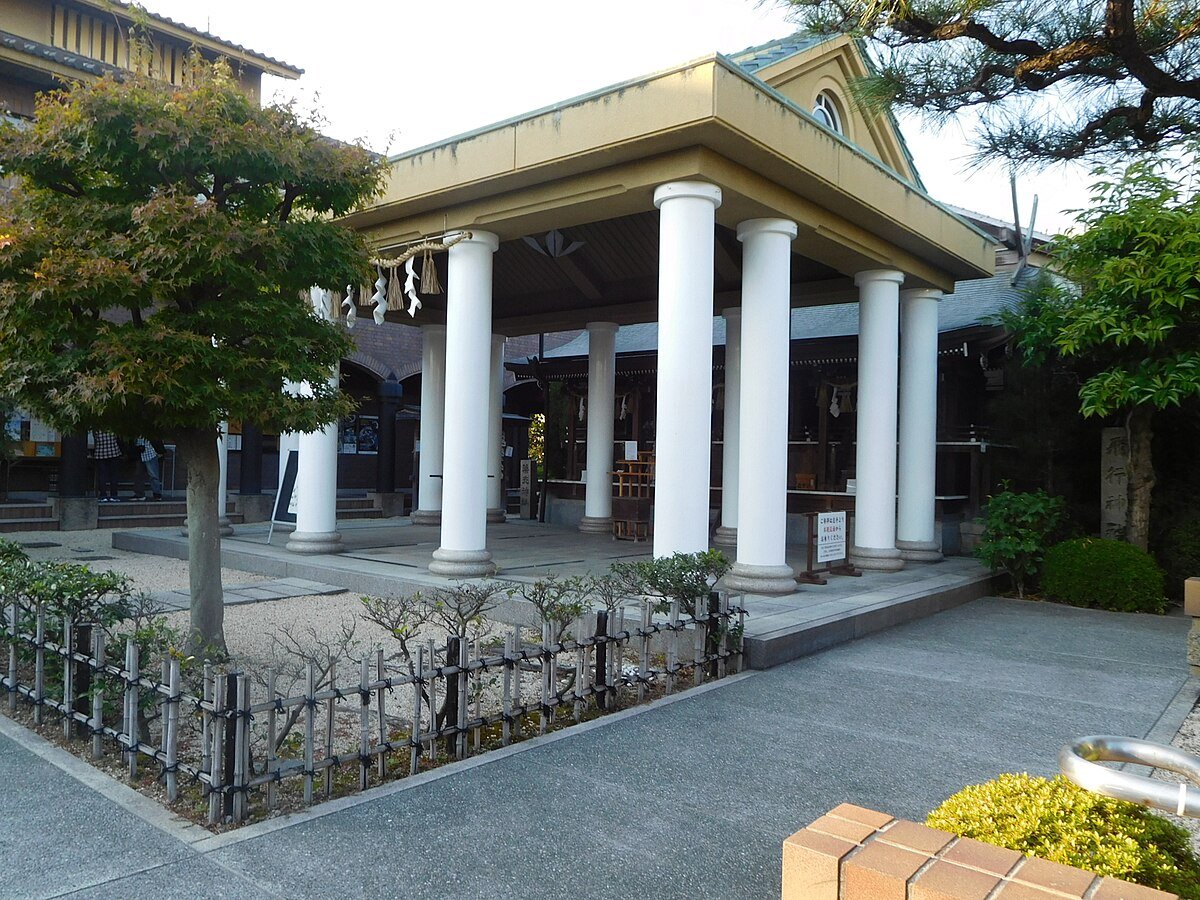 ✈️ 비행 신사(히코진자) 이미지 4